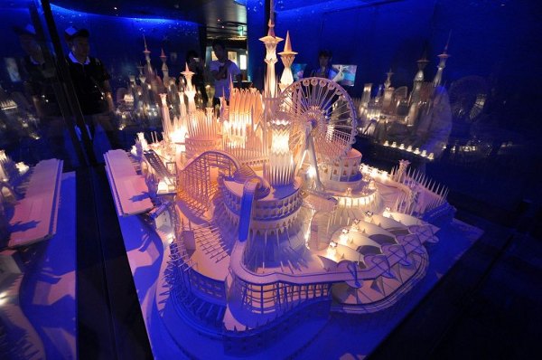 <!--:es-->El sorprendente castillo de Wataru Itou<!--:--><!--:pt-->O impressionante castelo de Wataru Itou<!--:-->