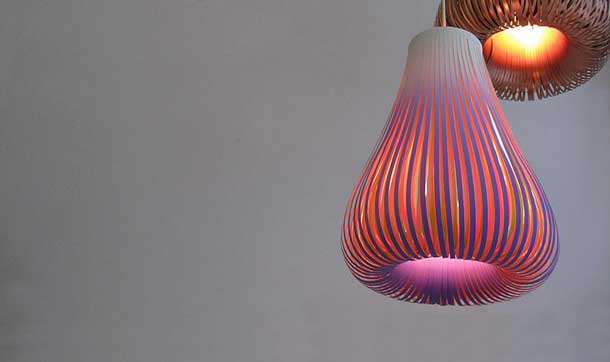 <!--:es-->Lámparas de papel que impregnan el espacio de luz y color<!--:--><!--:pt-->Candeeiros de papel que impregnam o espaço de luz e cor<!--:-->